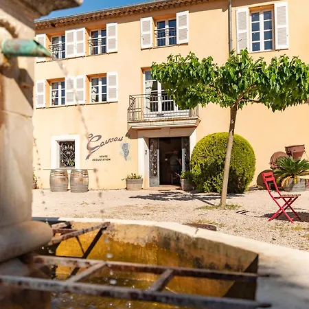 Gite Mimosa Au Milieu Des Vignes - Chateau Les Apies Les Arcs-sur-Argens Exterior photo