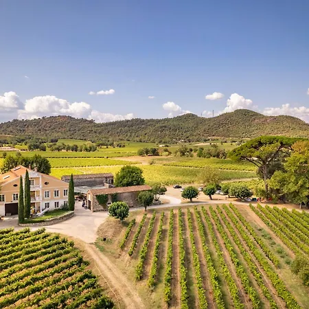 Gite Mimosa Au Milieu Des Vignes - Chateau Les Apies Les Arcs-sur-Argens Exterior photo